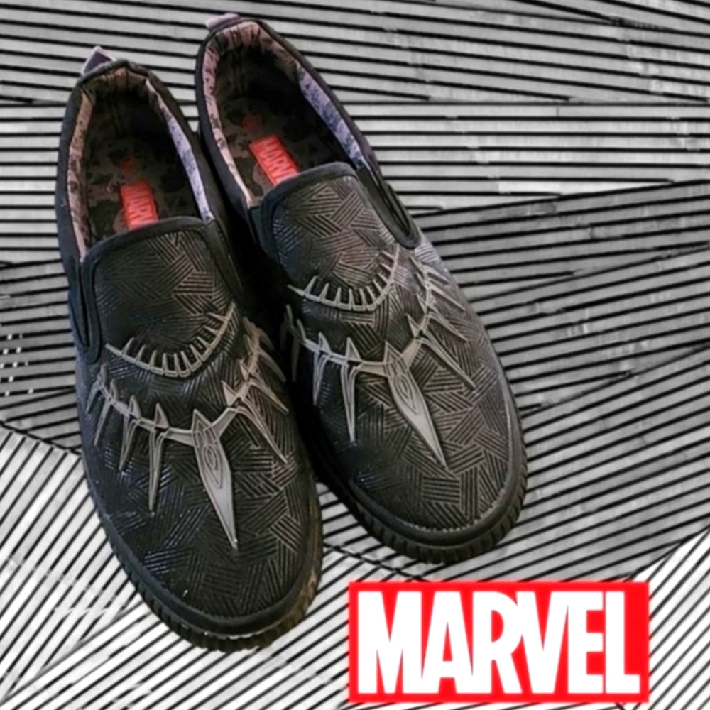 Marvel Blank Panther Men's slip on loafers